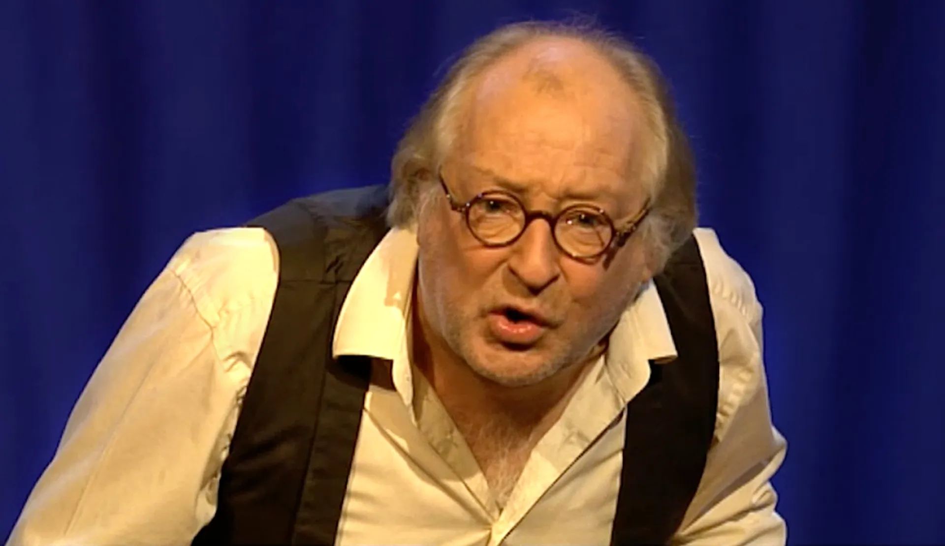 Vier keer typisch Youp van 't Hek - De Wereld Draait Door - BNNVARA