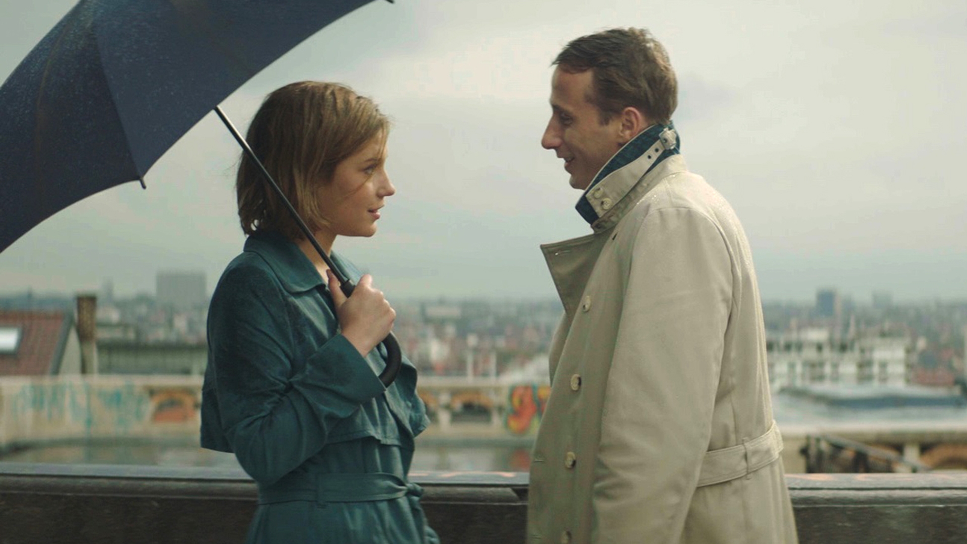 Matthias Schoenaerts and Adèle Exarchopoulos in Le Fidèle (2017)