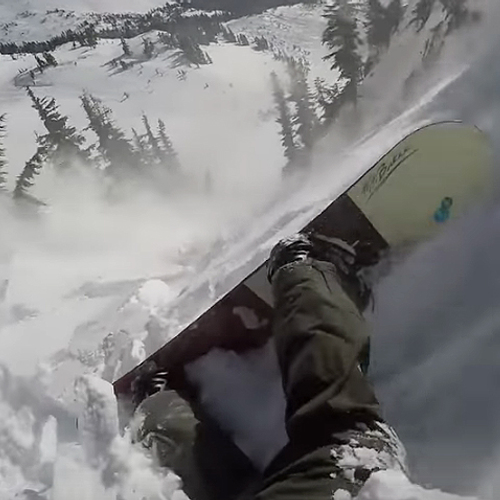 Web Draait Door: airbag redt snowboarder