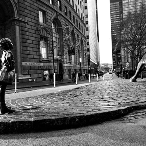 Web Draait Door: Wall Street, Meet Fearless Girl