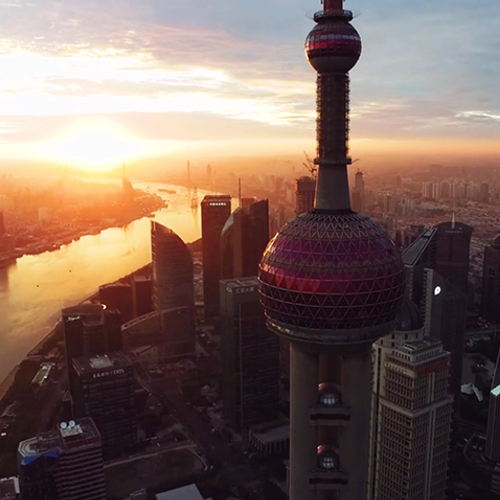 Web Draait Door: Shanghai in sneltreinvaart